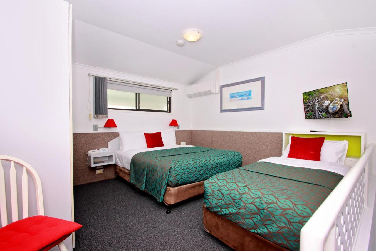 Sea Spray Motel - Merimbula (Adults Only) מראה חיצוני תמונה