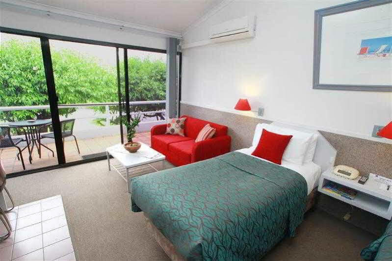 Sea Spray Motel - Merimbula (Adults Only) מראה חיצוני תמונה