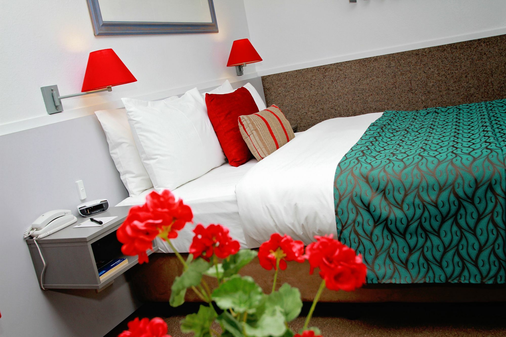 Sea Spray Motel - Merimbula (Adults Only) מראה חיצוני תמונה